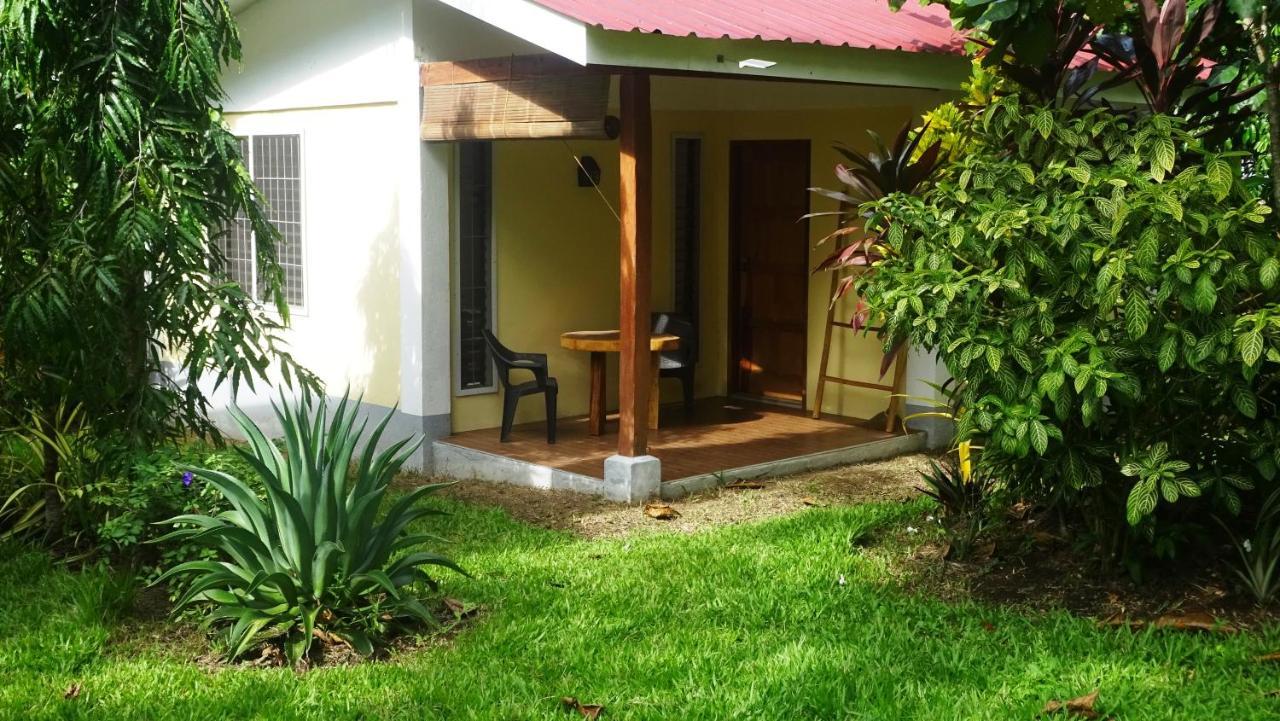 Acacia'S Cottages With Starlink Wifi Mambajao Kültér fotó