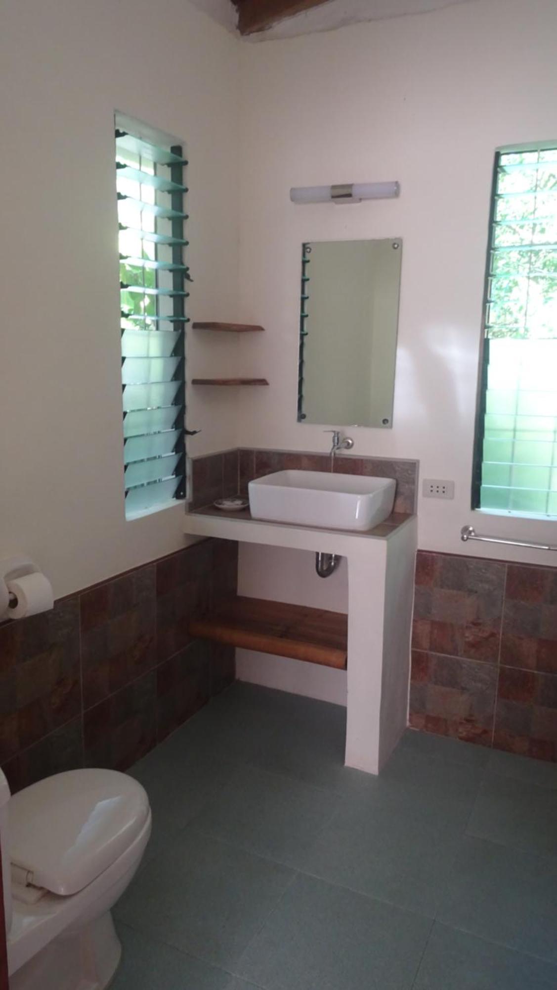 Acacia'S Cottages With Starlink Wifi Mambajao Kültér fotó