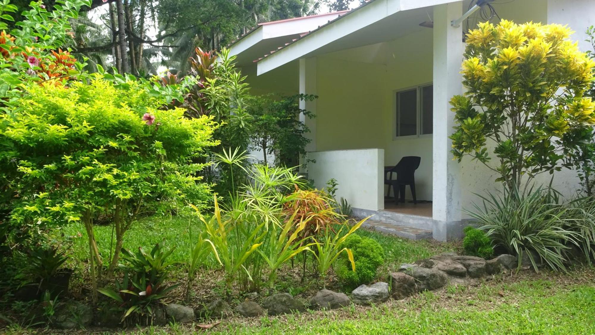 Acacia'S Cottages With Starlink Wifi Mambajao Kültér fotó