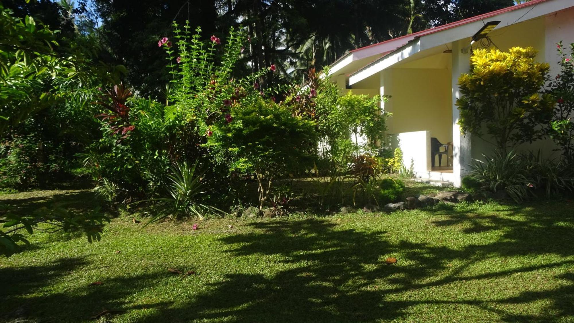 Acacia'S Cottages With Starlink Wifi Mambajao Kültér fotó